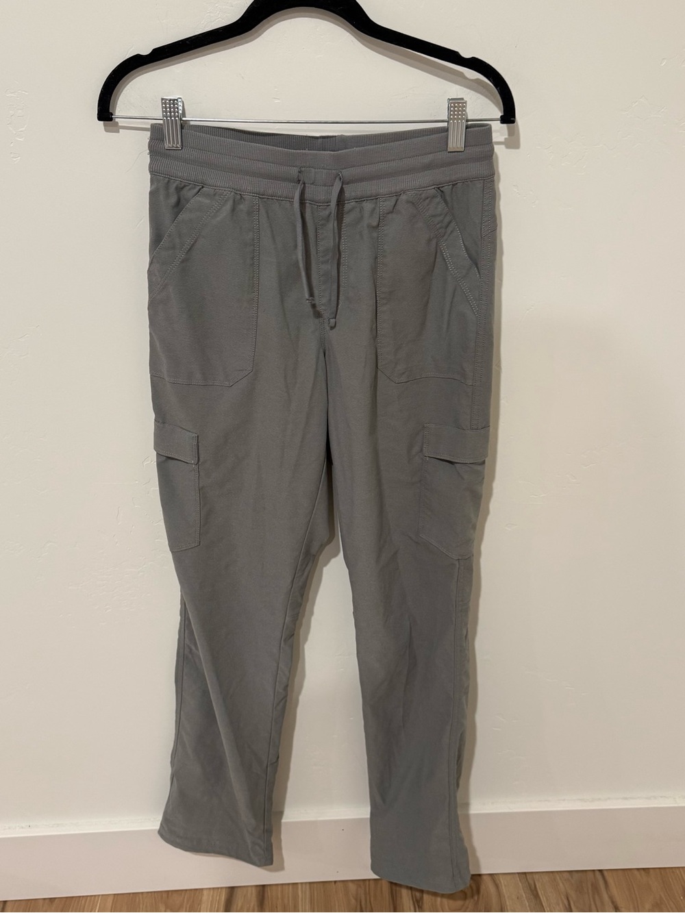 Kuhl Gray Cargo Jogger Pants Womens Small Hiking Outdoor Active Sporty Casual